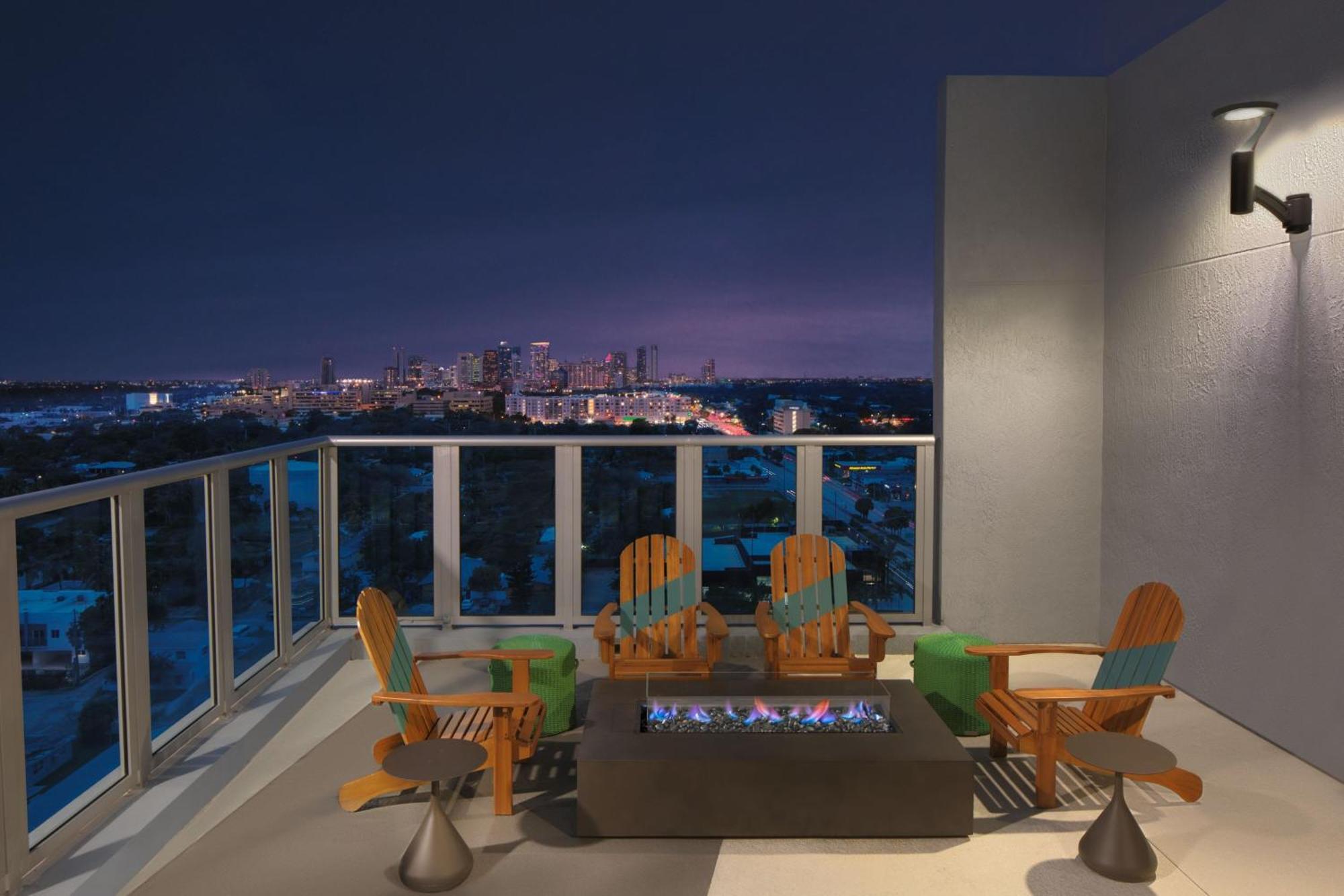 Aloft Fort Lauderdale Airport & Cruise Port Eksteriør billede