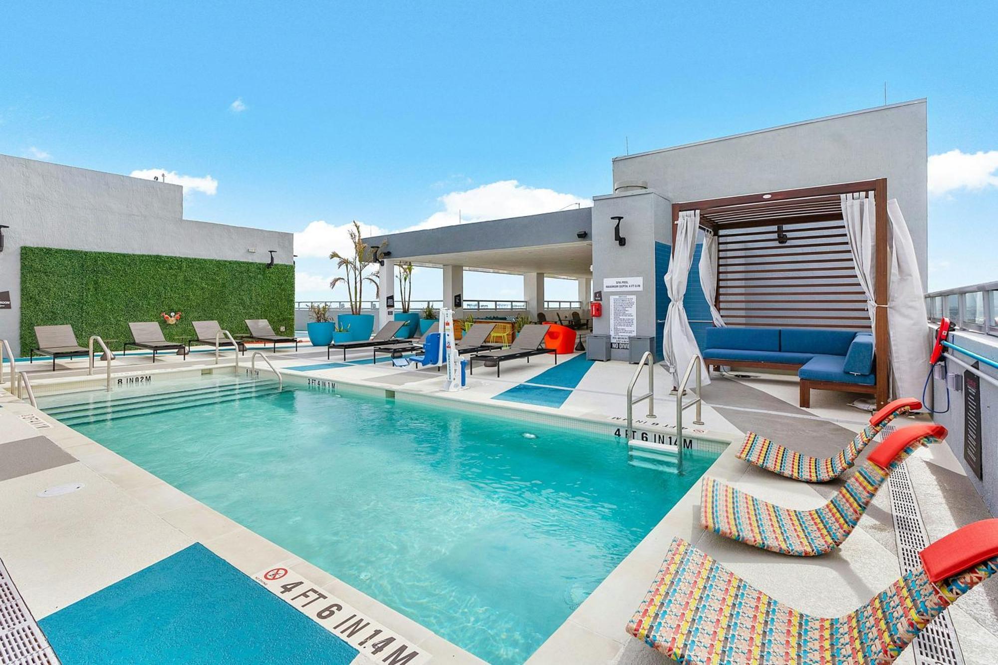 Aloft Fort Lauderdale Airport & Cruise Port Eksteriør billede